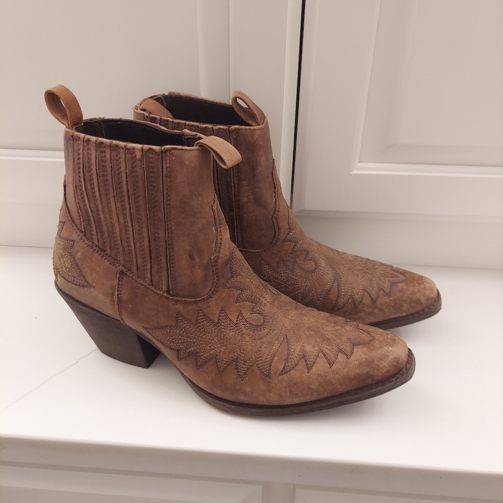 Ariat Tan Western Ankle Booties